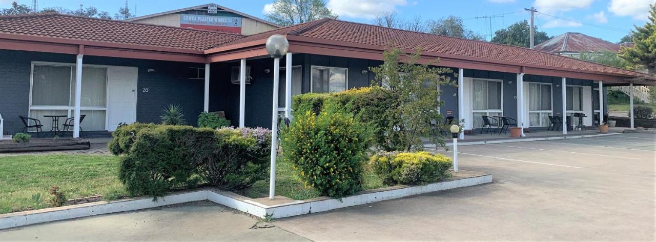 Countryman Motor Inn Каура Екстер'єр фото