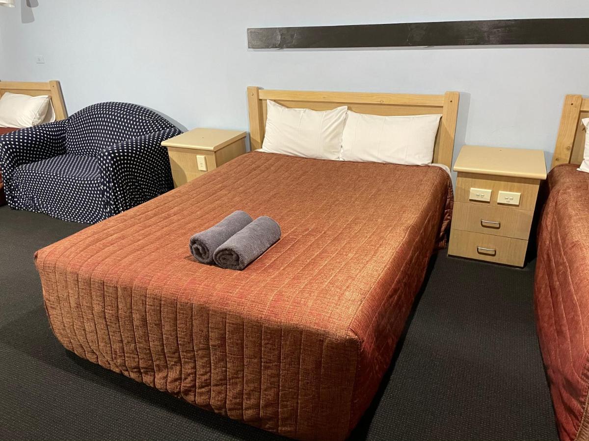 Countryman Motor Inn Каура Екстер'єр фото
