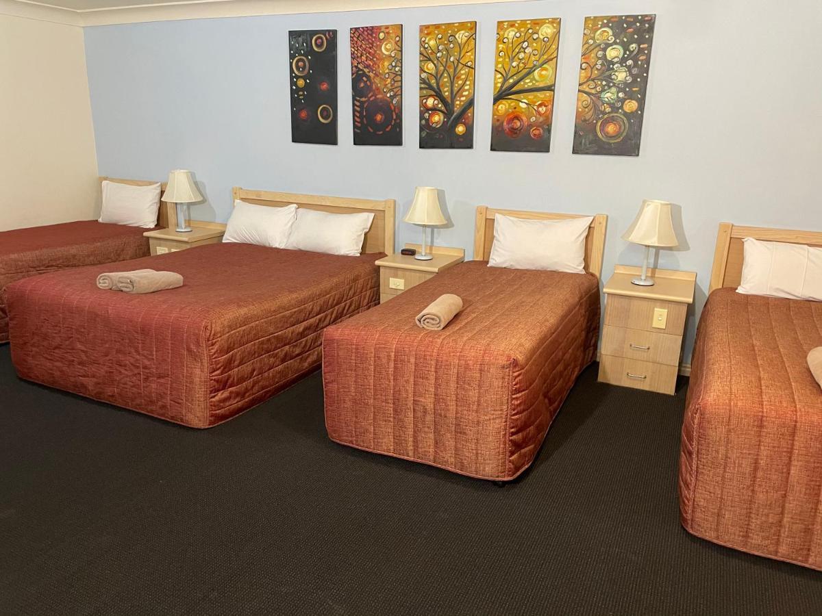 Countryman Motor Inn Каура Екстер'єр фото