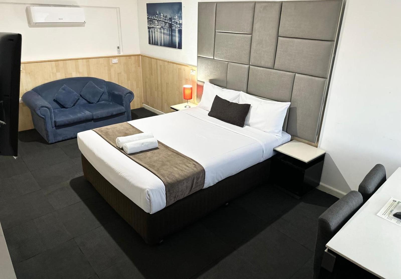 Countryman Motor Inn Каура Екстер'єр фото