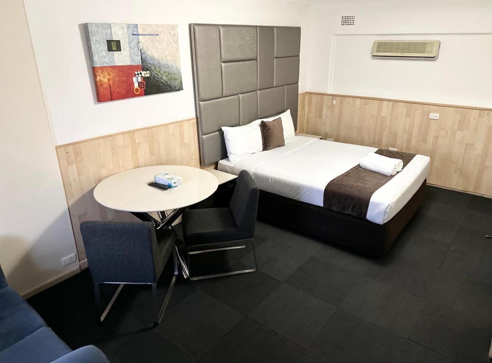 Countryman Motor Inn Каура Екстер'єр фото