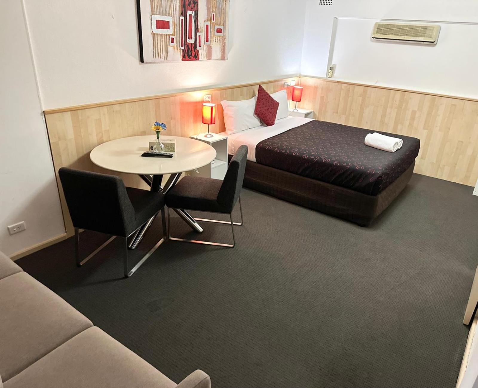 Countryman Motor Inn Каура Екстер'єр фото