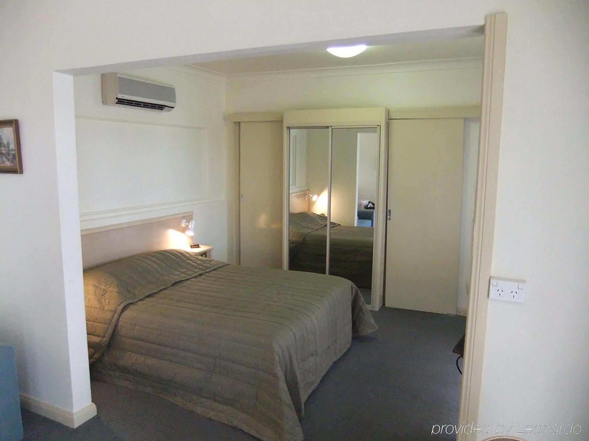 Countryman Motor Inn Каура Екстер'єр фото