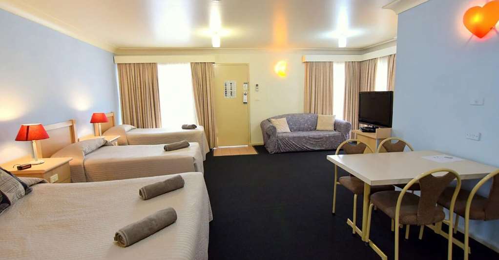 Countryman Motor Inn Каура Номер фото