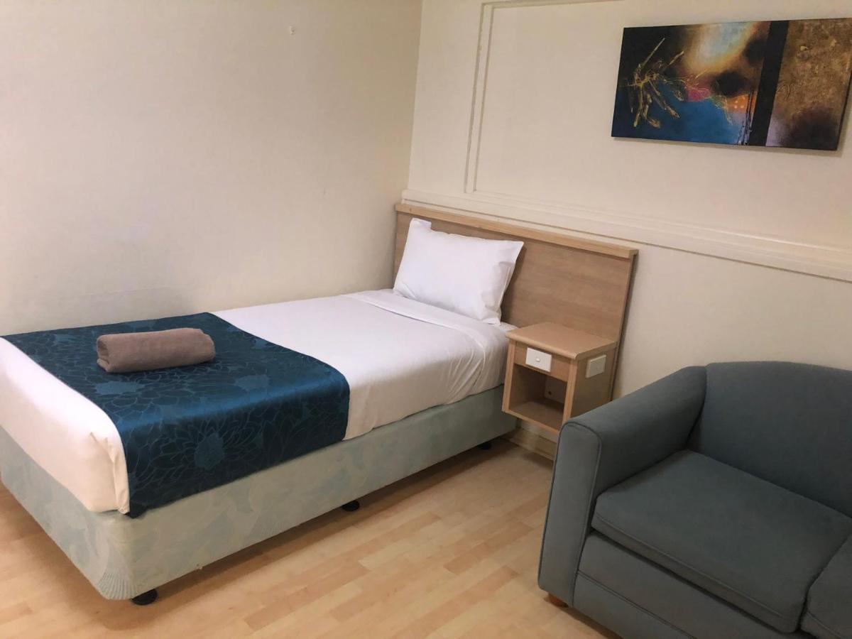 Countryman Motor Inn Каура Екстер'єр фото