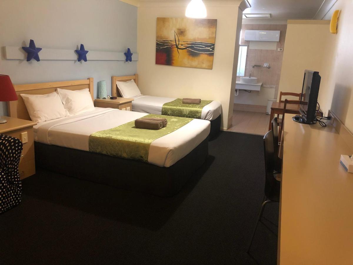 Countryman Motor Inn Каура Екстер'єр фото